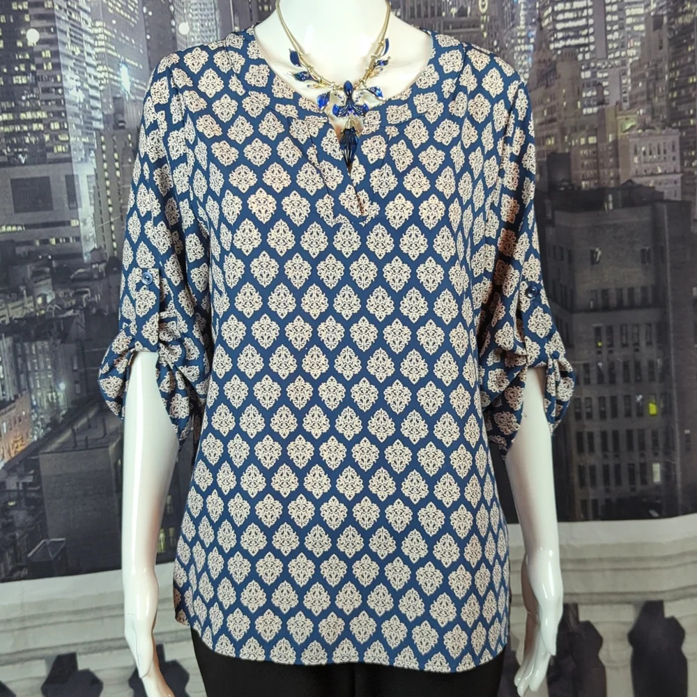 Freeway sz L Blue & White 1/2 Sleeve Tunic Top